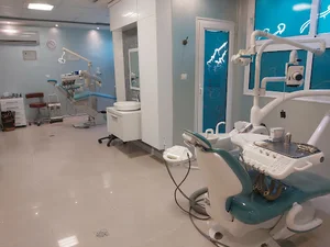 مطب دندانپزشکی دکتر رفیعی، دکتر آزادی