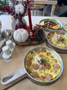 Café Lyrata