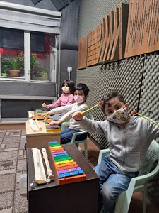 آموزشگاه موسیقی سایبان هنر