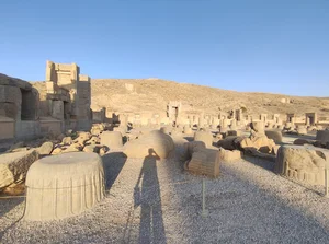آرامگاه کوروش بزرگ