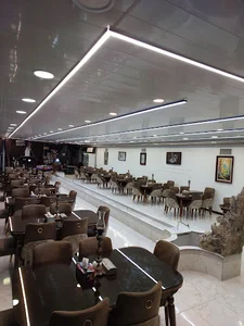 کافه رستوران لمکده لذیذ