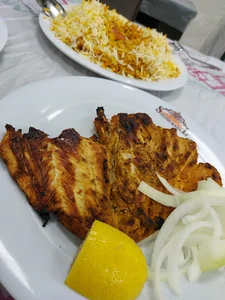 رستوران شیش محل