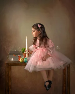 آتلیه و عکاسی سفید