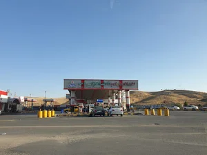 پمپ بنزین