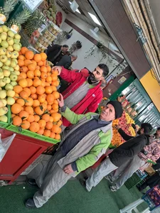 میدان میوه و تره‌بار آزادگان
