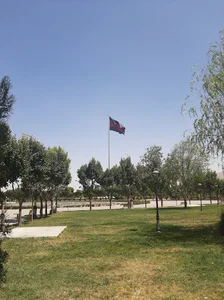 پارکينگ پارک ملت