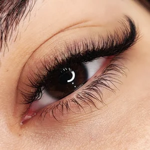 خدمات تخصصی مژه و لیفت زینا 2