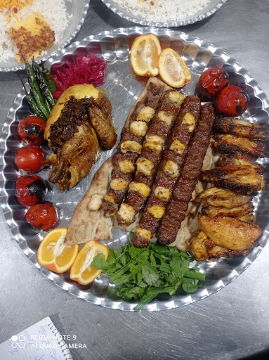 کافه سنتی خیام