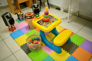 کلینیک تخصصی شنوایی و سمعک هارای 2