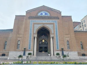 میدان توپخانه
