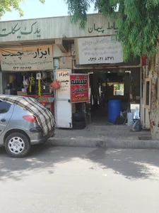 شیشه بری ساختمانی مومنی