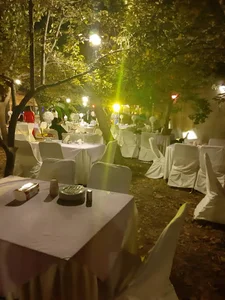 رستوران سنتی آرین