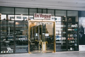 En Vogue Gents Salon, JBR