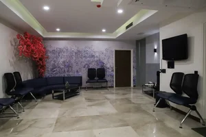 دکتر آرمین اکبری 2