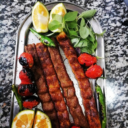 کباب سرای سنتی نارنج