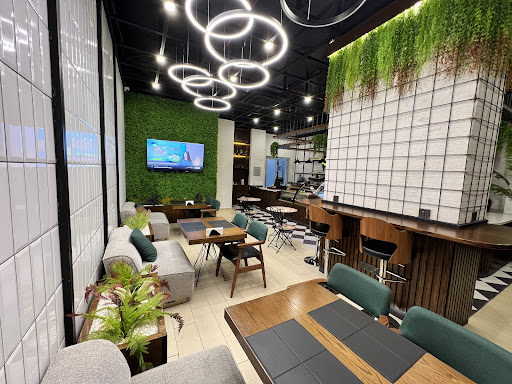 Aurora Cafe & Bakery