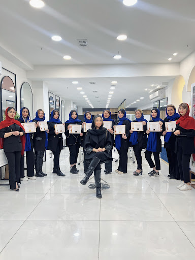 میکروبلیدینگ رومینا پریشانی
