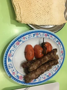 کبابی عادل