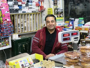 فروشگاه مواد غذایی امیر