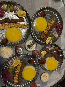 رستوران سنتی و سفره خانه باغچه خان 2