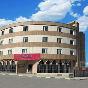 شکوه علم