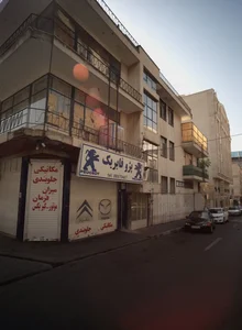 تعمیرگاه اتومبیل پژو فابریک