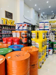 فروشگاه بزرگ روغن موتور و فیلتر روزبه فارس