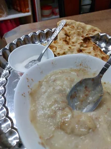صبحانه سرای ریحانه