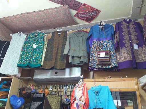 فروشگاه پوشاک زنانه یزدان