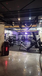 باشگاه بدن سازی تاراز