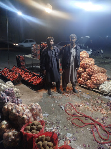 میوه فروشی عارف