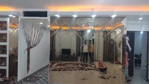 بلوار صنایع ورودی شهرک بزین طبقه فوقانی نمایندگی ایران خودرو زارع روبروی بانک ملی