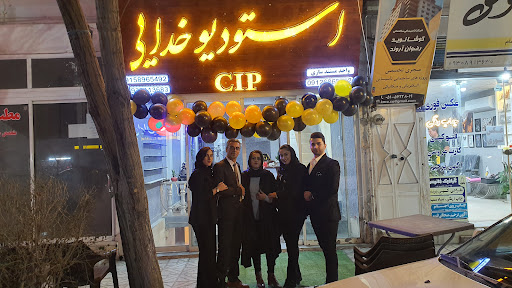 استودیو خدایی