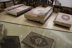 دنیای فرش
