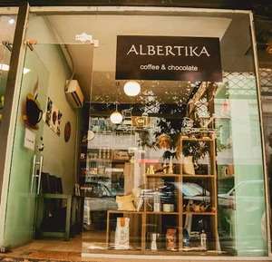 Albertika coffee قهوه آلبرتیکا