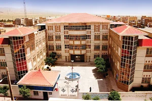 دانشگاه ایوانکی - ساختمان اداری