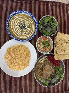 رستوران ترکمنی مارال شعبه مرکزی