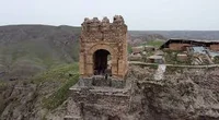 قلعه ضحاک هشترود؛ مرموزترین جای دیدنی آذربایجان شرقی | مجله علی بابا