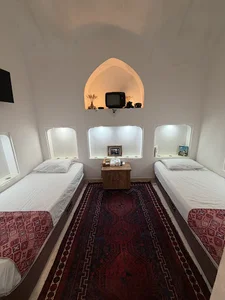 اقامتگاه بوگردی و کافه بام یارا