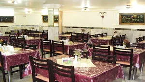 رستوران پذیرا