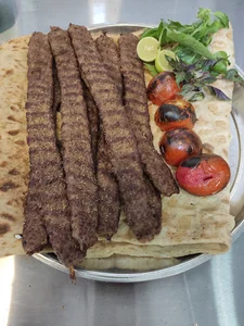 کبابی گلپایگانی