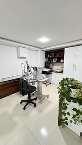 بینایی‌سنجی و عینک گلستان