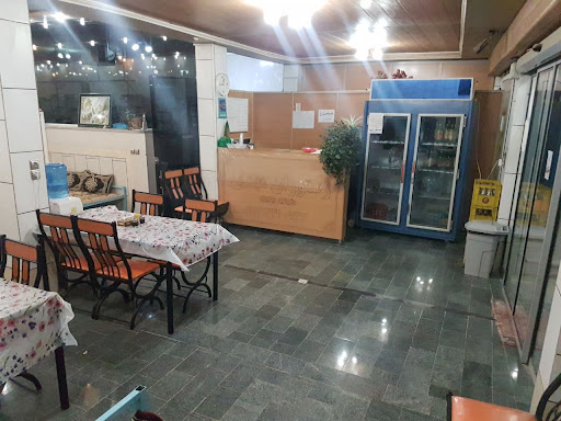رستوران و سالن پذیرایی مهدی