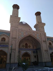 مسجد و مدرسه علمیه معیر الممالک