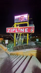 زیپ لاین برج میلاد