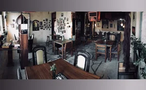 Chenar cafe کافه چنار