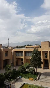 دانشکده تجارت و بازرگانی