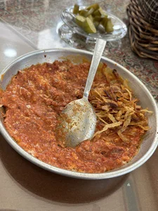 صبحانه سرای کوهستان