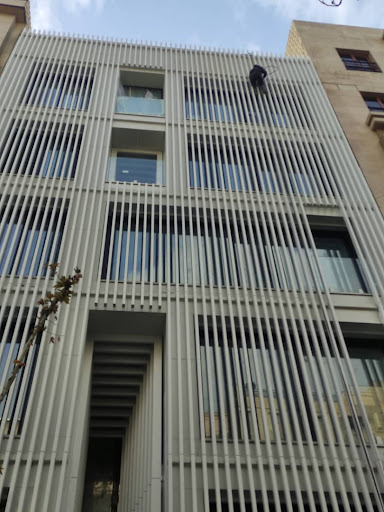 شرکت راه و ساختمان هنزا