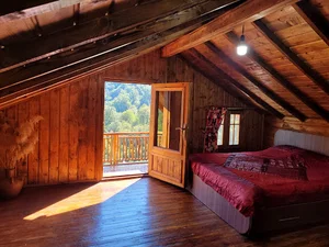 (کلبه چوبی کلاسیک) Classic cottage